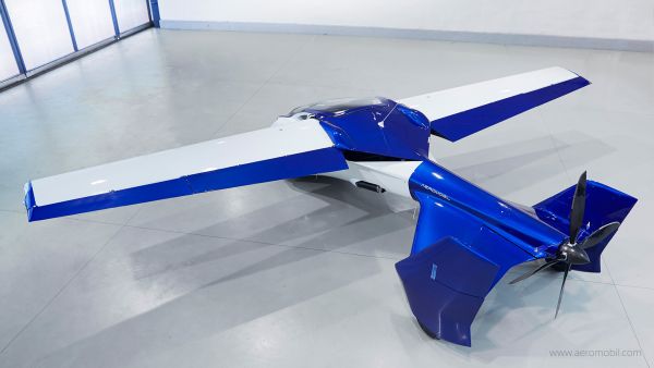 AeroMobil 3.0 flying car