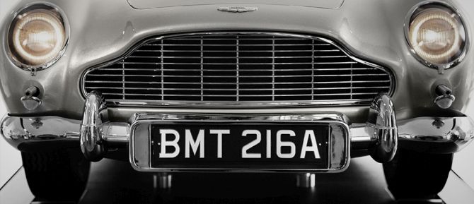 Aston Martin DB5 scale model by Propshop