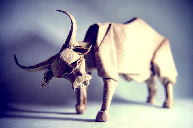 Life-like origami creations by Gonzalo Calvo