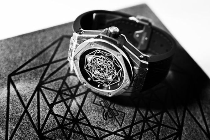 Hublot & Sang Bleu Big Bang Timepieces-2