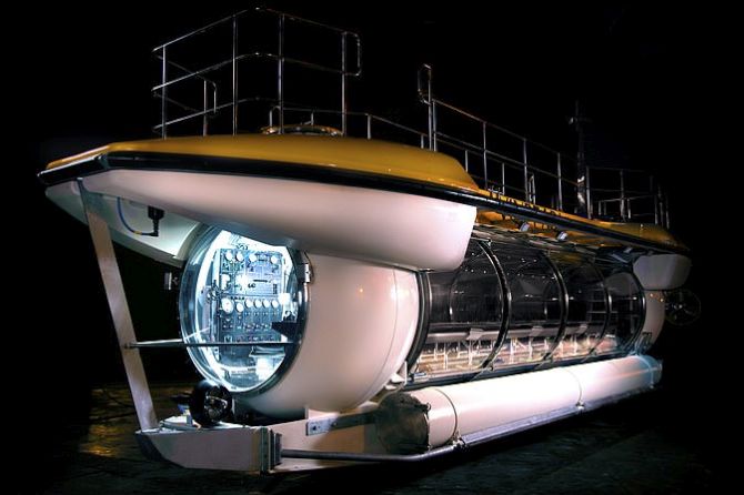 DeepView 24 submersible from Triton submarines 