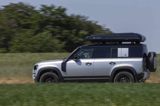 Land Rover Autohome roof tent