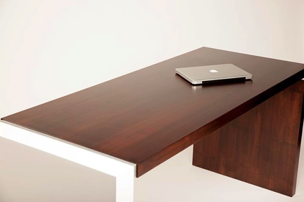 Steve Jobs Tribute desk by Kyle Buckner Designs