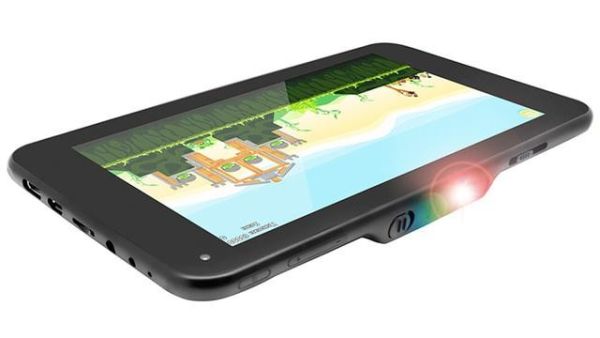 Promate Lumitab is the world’s first tablet with built-in projector