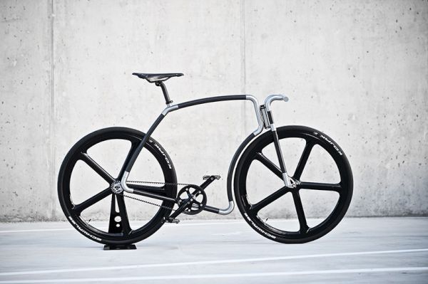 Velonia Viks Carbon fiber bike is lighter than its predecessor