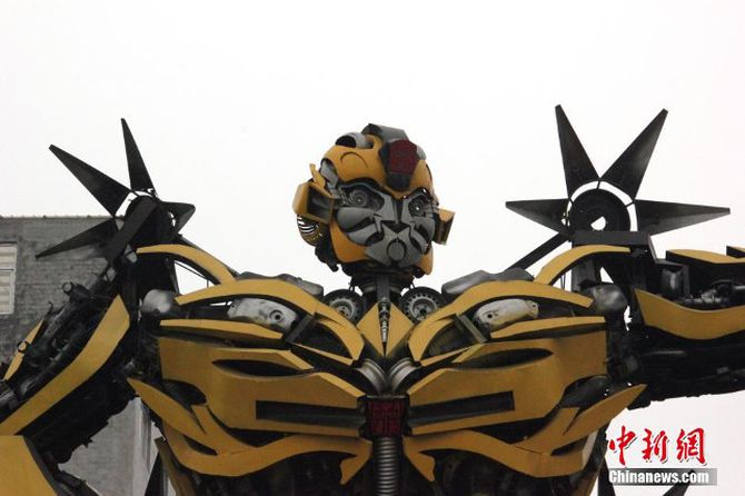 Henan man builds 12-meter-tall Bumblebee Transformer