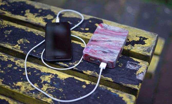 Gomi portable chargers made from plastic waste